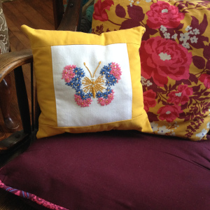 itqh blog vintage butterfly pillow close